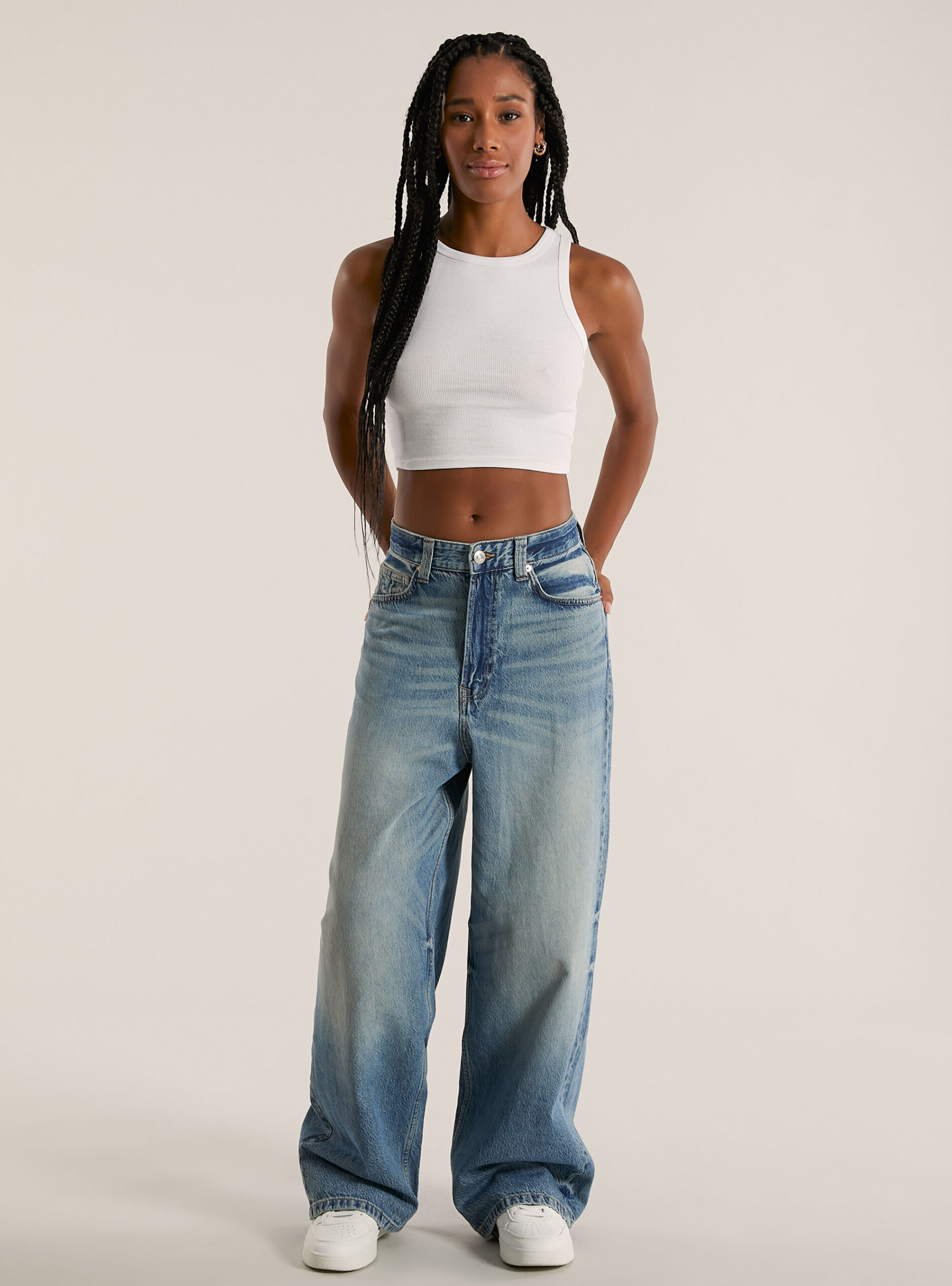 baggy-jeans-mujer-694vwm-1.jpg