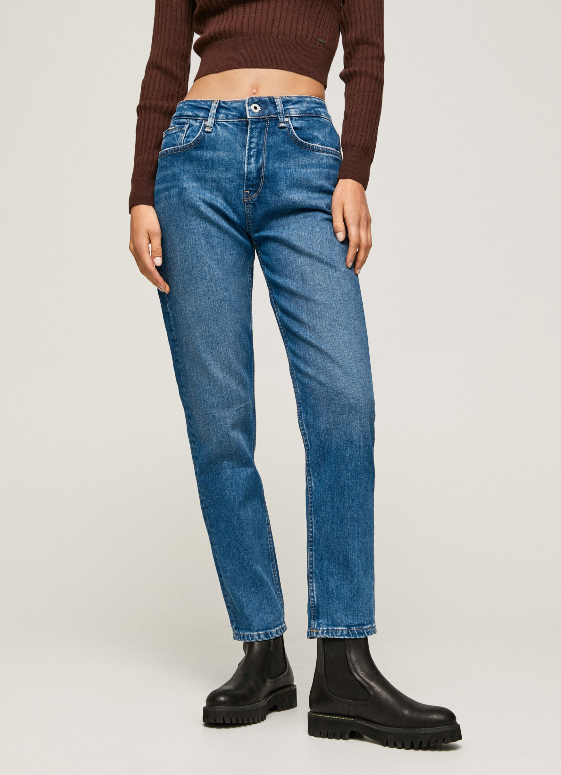 jeans-rectos-mujer-074avb-1.jpg
