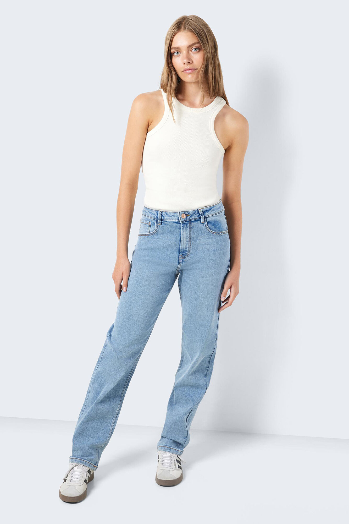 jeans-straight-mujer-984mqv-1.jpg