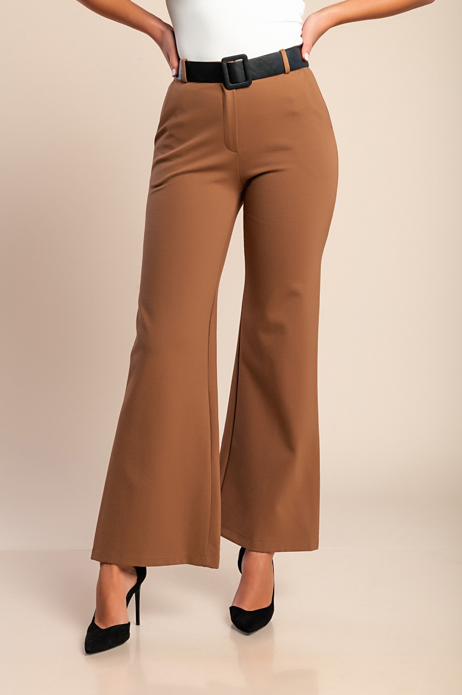 pantalon-camel-mujer-040uxd-1.jpg