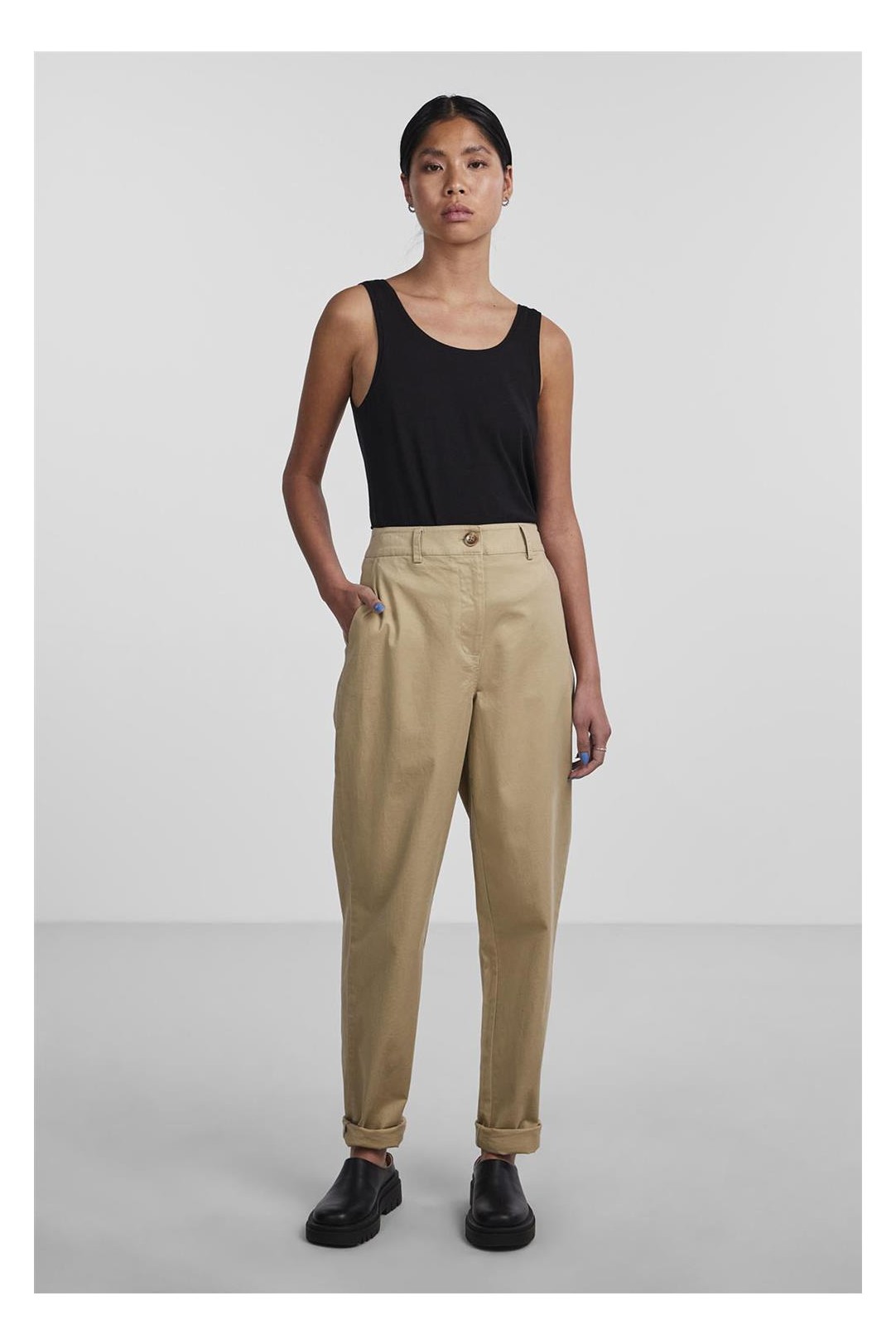 pantalon-camel-mujer-696grg-1.jpg