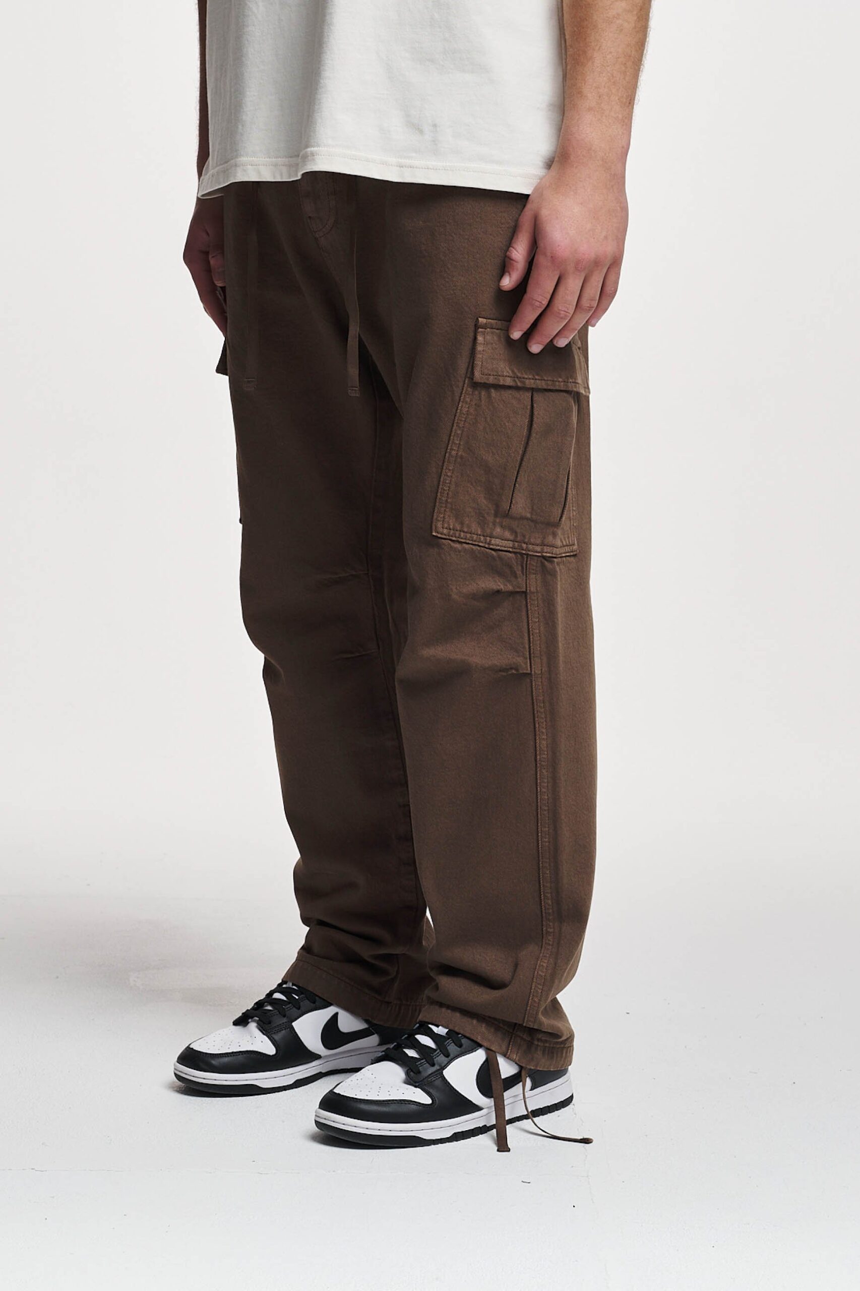 pantalon-cargo-marron-109jlu-1.jpg